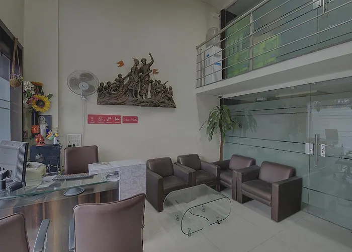 Hotel O Rk'S Regency Near Navale Hospital Back Gate Pune