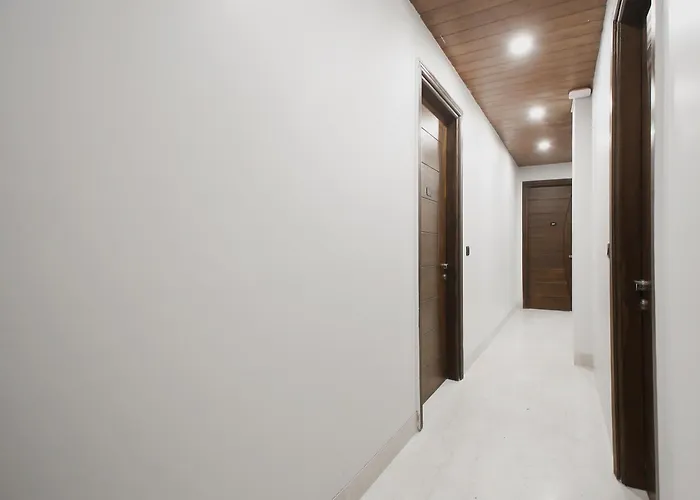 Super Hotel O Silver Key Mm Residency New Delhi