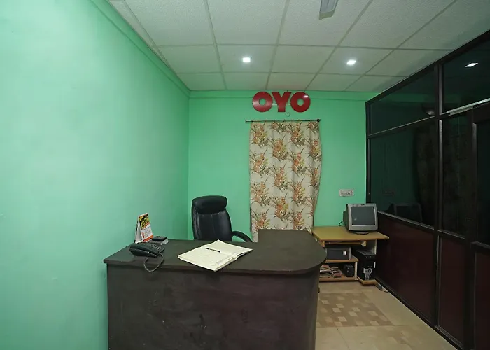 Hotel O Paras Guest House & Restaurant Haldwani
