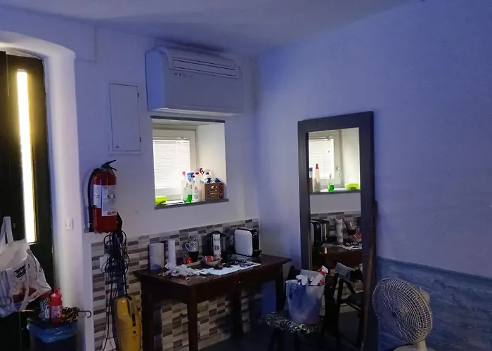 Enrica Barrani Room Vernazza
