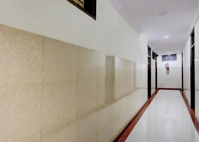 Hotel O J Joy New Delhi