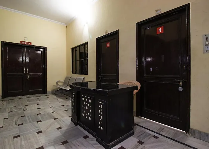 Hotel O Mukund Resort Mathura