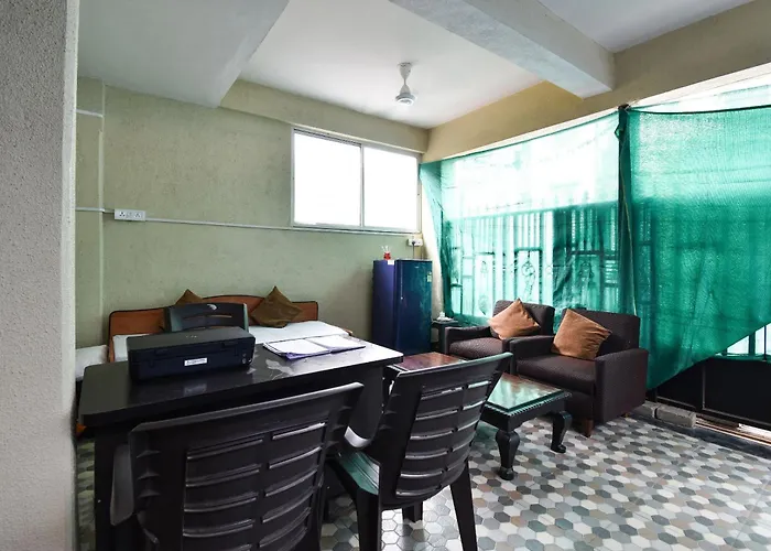 Hotel O Felicita Inn Near Seasons Mall Kharadi