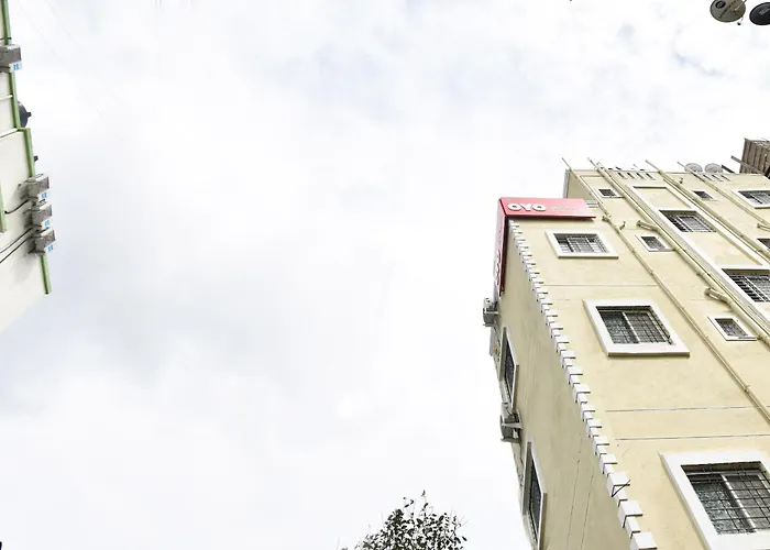 Hotel O Felicita Inn Near Seasons Mall Kharadi