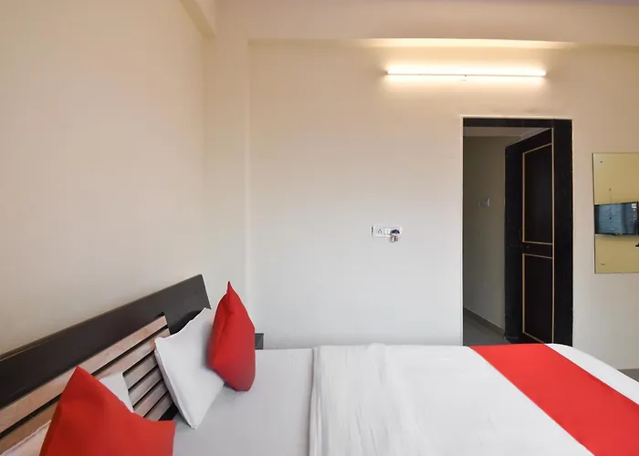 Hotel O Felicita Inn Near Seasons Mall Kharadi