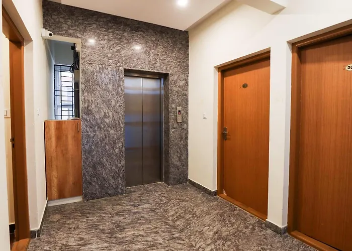 Hotel O Royal Wood Premier Bangalore