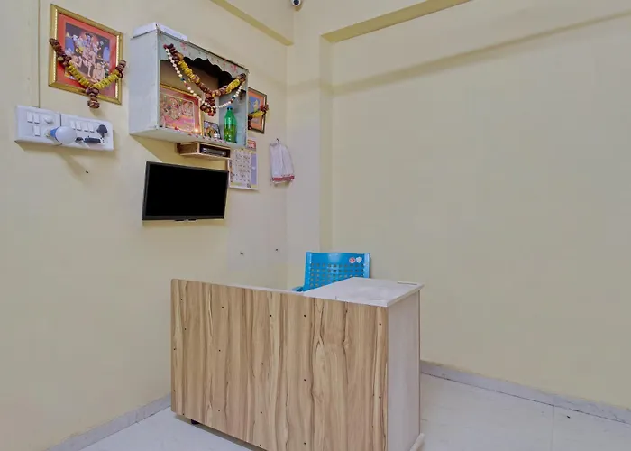 Spot On Sahara Yatri Niwas Hotel Kolhapur