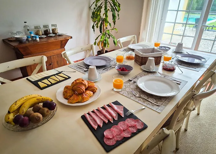 Quinta do Pé Descalço guesthouse Sintra - Relaxing countryside stay to discover heritage&coast