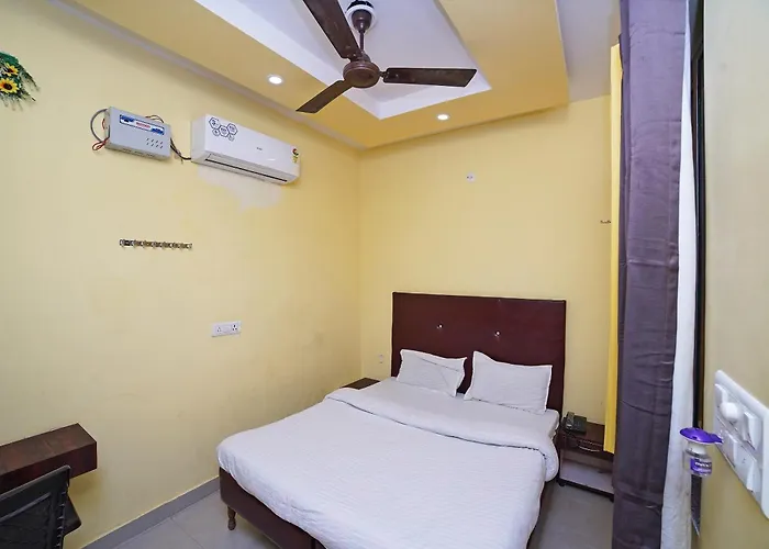 Hotel O Rama Palace Moradabad