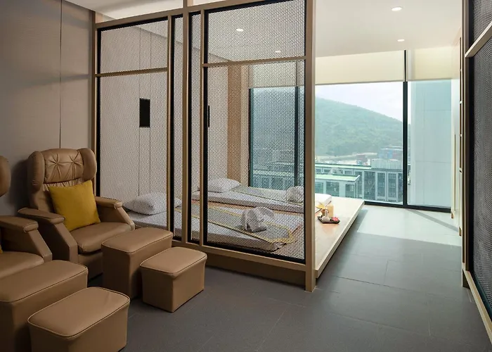 Holiday Inn & Suites Siracha Laemchabang By Ihg Si Racha