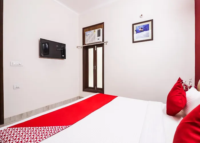 Hotel O Aakash Residency New Delhi