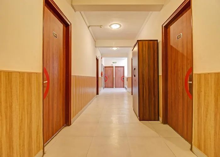 Super Townhouse Kachnar House Vikas Nagar Hotel Lucknow
