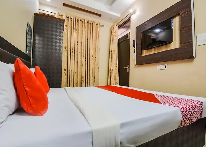 Hotel O Noor Palace Srinagar 