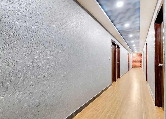 Hotel O Govindam Ahmedabad