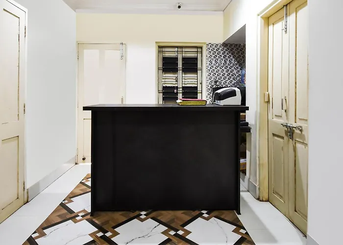 Hotel O Pradhan Palace Cuttack