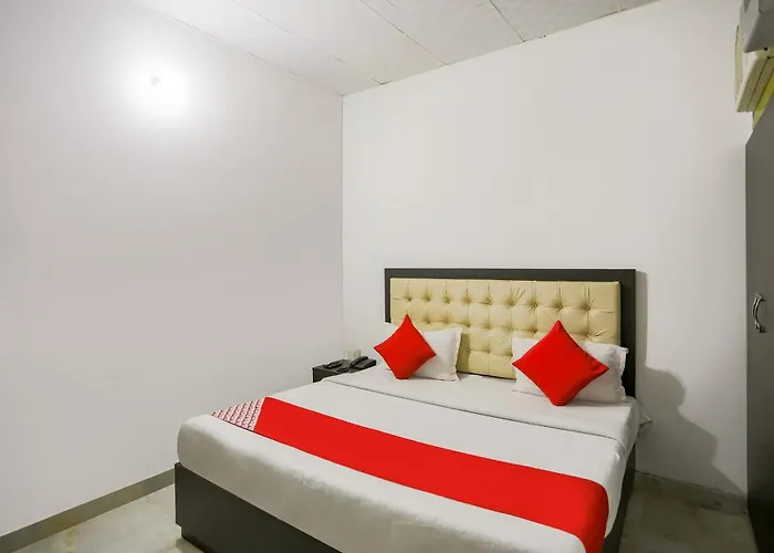 Hotel O B&B Hotel Faridabad