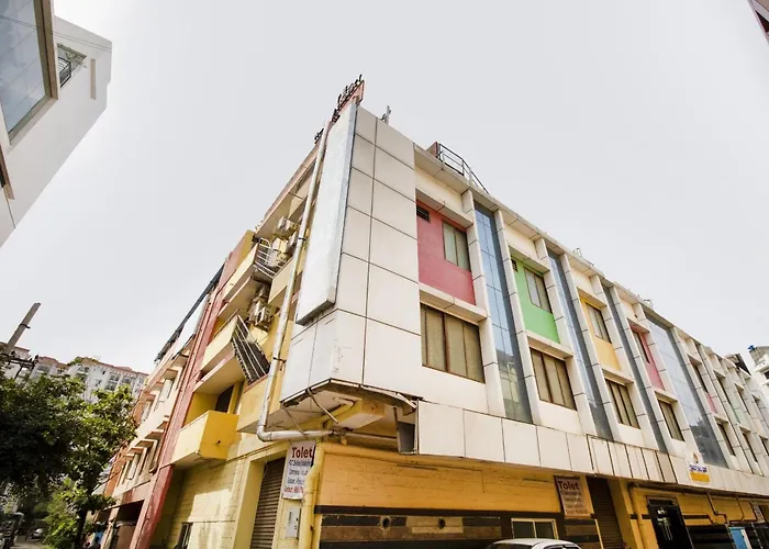 Oyo 75993 Hotel Shanti Nivas Bangalore