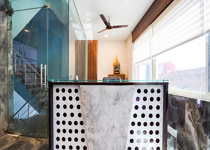 Hotel O Kaushik Guest House New Delhi