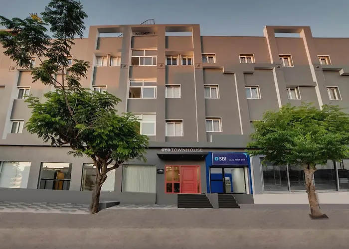 Townhouse Ss Aero Prime Hotel Shamshabad