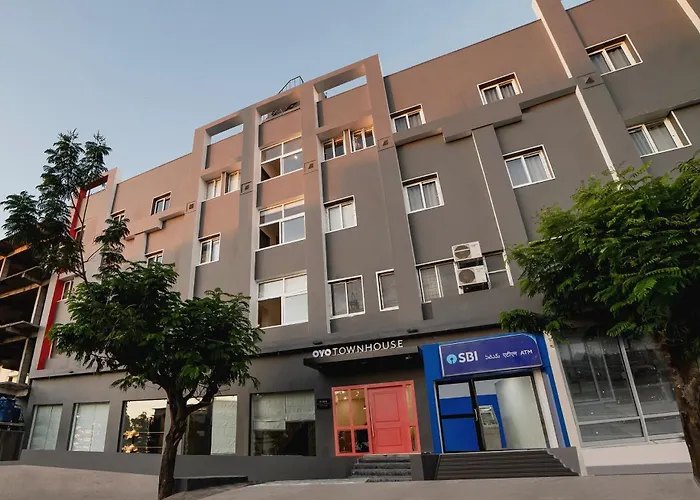 Townhouse Ss Aero Prime Hotel Shamshabad