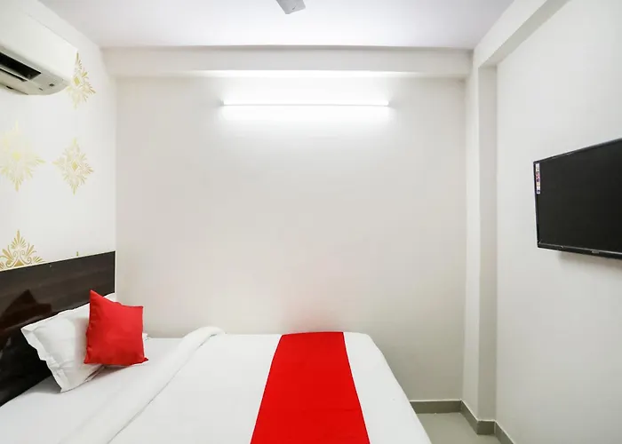 Hotel O Park Inn Near New Ashok Nagar Metro Station New Delhi