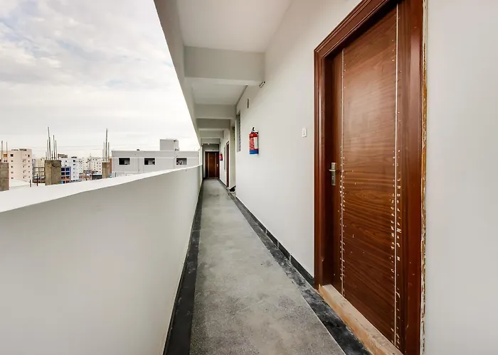 Hotel O Silverkey ,Near Rto Office Kondapur Hyderabad