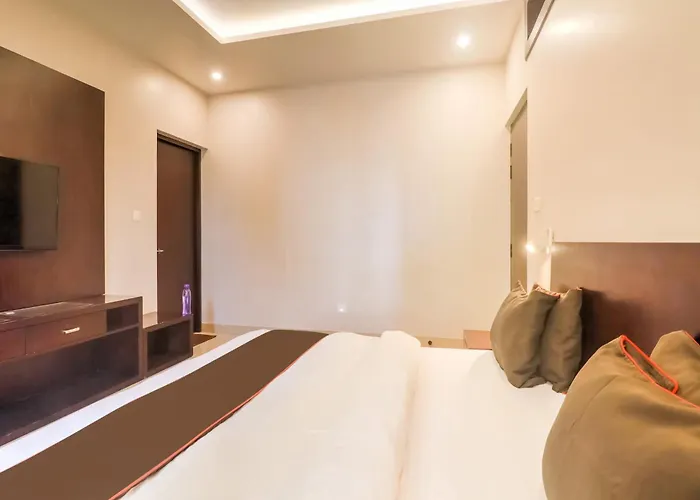 Super Townhouse Amaraa Farms Near Lulu Hypermarket Lucknow