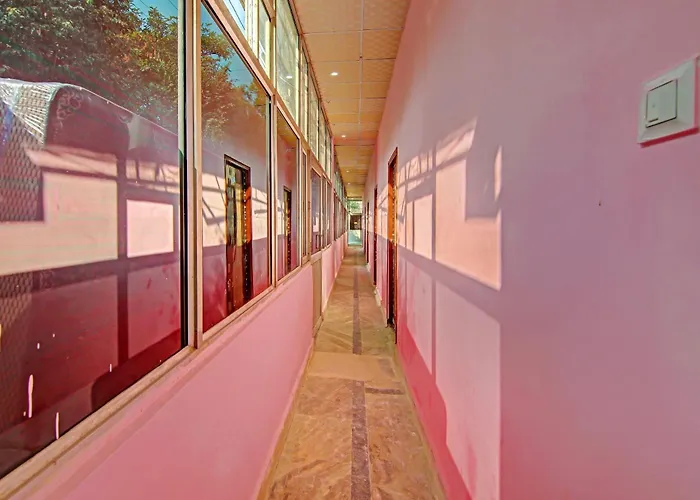 Hotel O Gg Farms Meerut