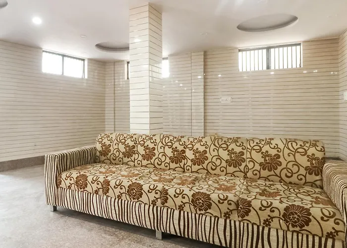 Hotel O Mayur Plaza Delhi 