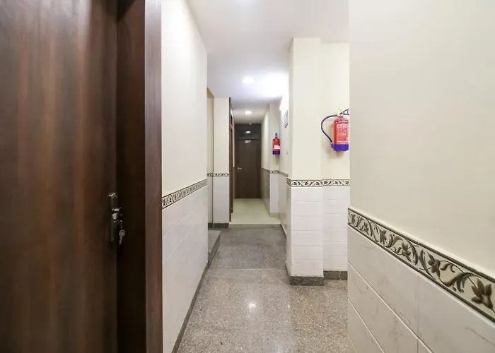 Hotel O Mayur Plaza Delhi 