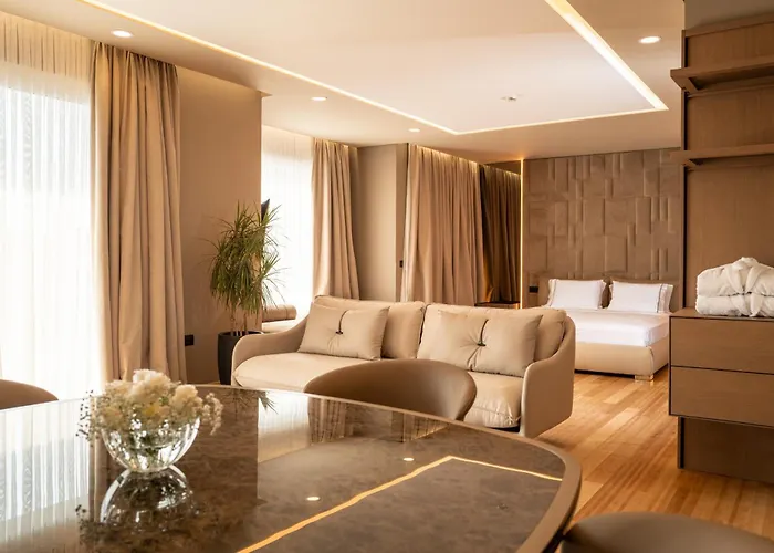 Kraal Hotel Vlore
