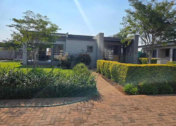 Village Kulture - Guest House Rustenburg