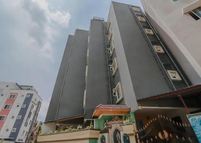 Super Santa Maria Near Indiranagar Metro Station Hotel Bangalore