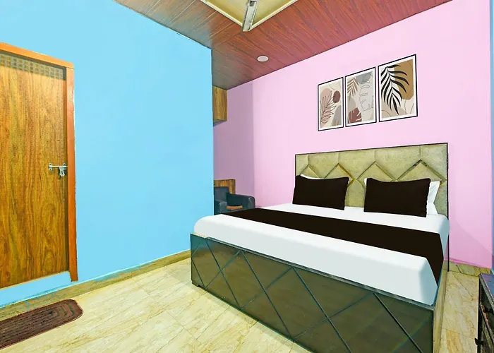 Hotel O Red Rock Faridabad