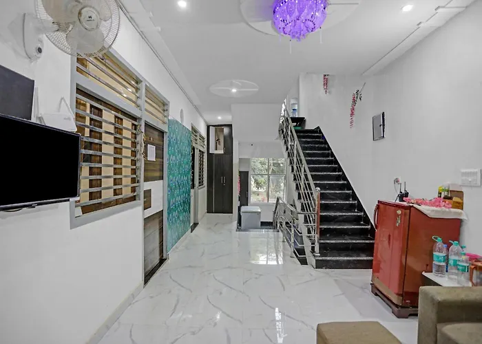 Hotel O Krishna Palace Vrindavan