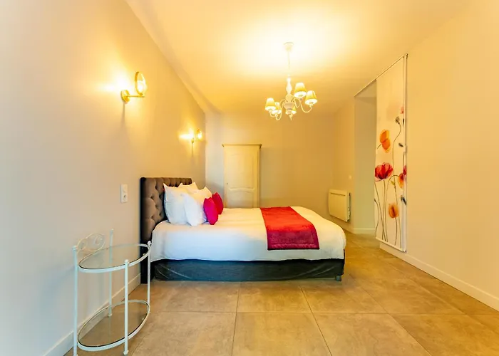 Domaine De Monplaisir Bed & Breakfast Caylus