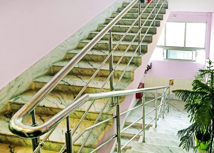Hotel O Rainbow Tezpur