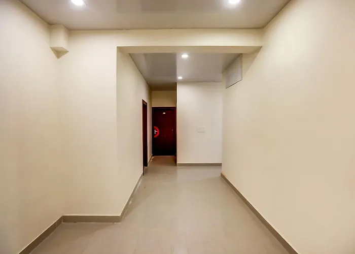 Collection O Sr Inn Awas Vikas Kanpur