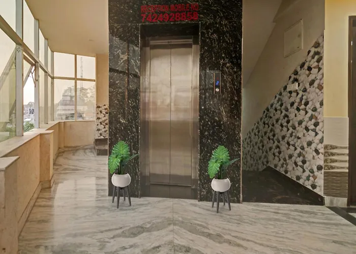 Hotel O Samrat Hotel Jaipur