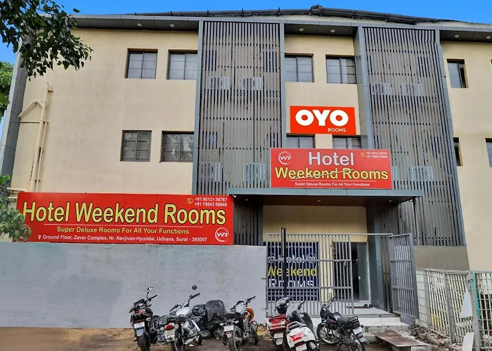 Hotel O Weekend Rooms Surat