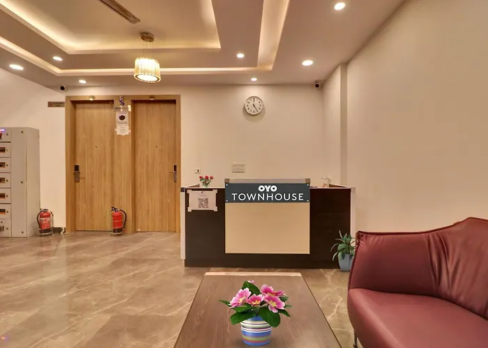Hotel O Royal Residency Delhi 