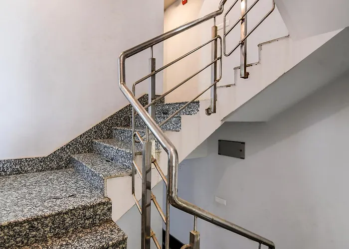Hotel O Comfort Inn Kolkata