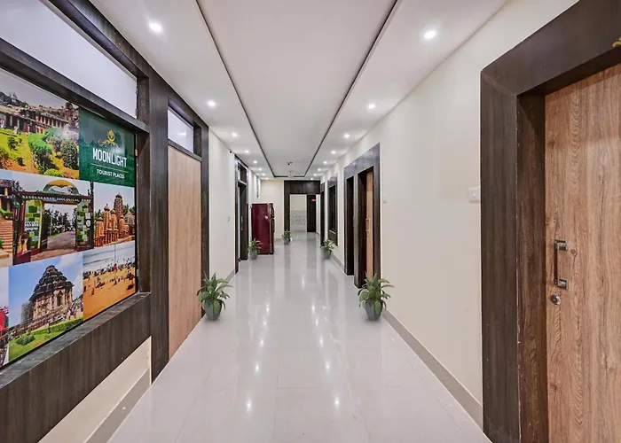 Hotel O Moonlight Guest House Bhubaneswar