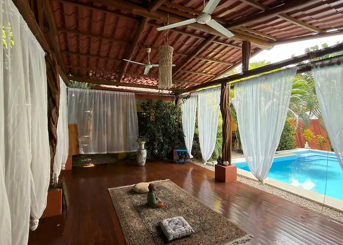 The Inner Light Yoga Lodge Sámara