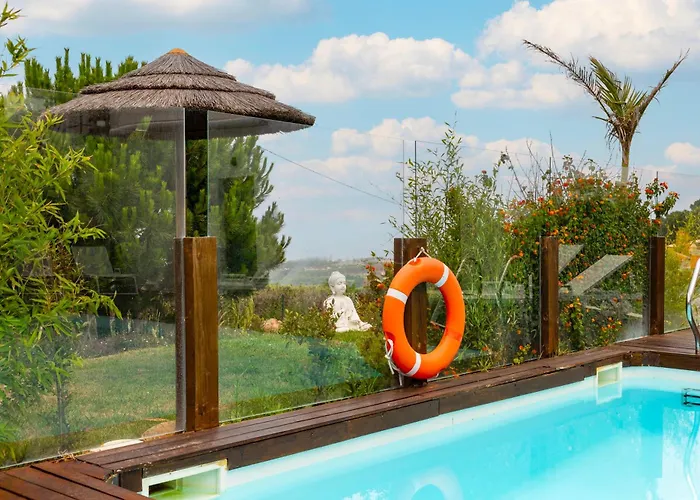 Penedo Escape Sea Suites Colares