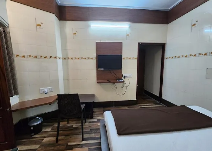 Hk Grand Inn Yercaud
