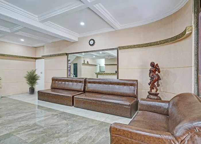 Capital O Rayan Plaza Hotel Kochi