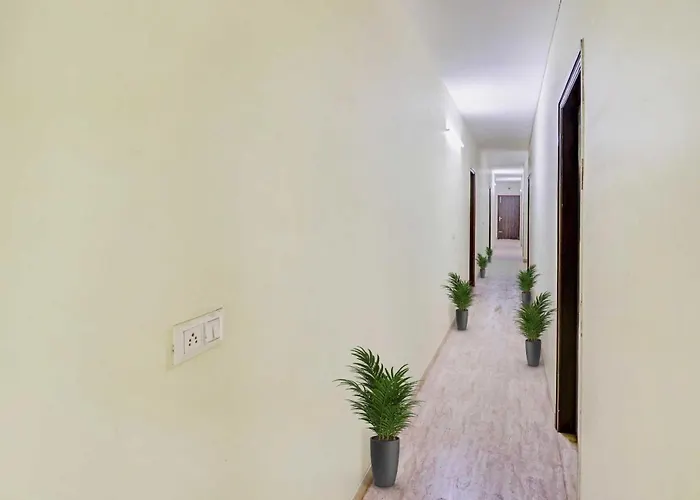 Hotel O Moonshine Near Mohan Estate Metro Station New Delhi