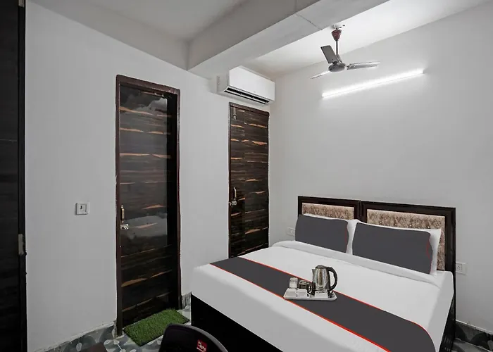 Hotel O Sk Residency Rohini Delhi 