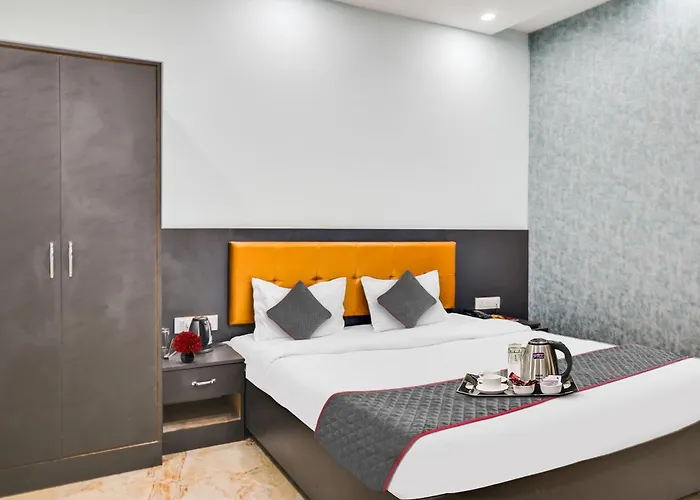 Townhouse Oak Hotel Ar Ganges Premium Varanasi